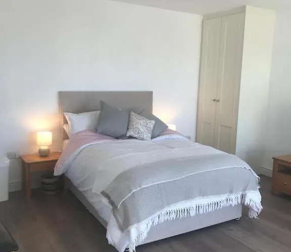 New Near Lahinch, Doolin & Cliffs Of Moher アパート ラヒンチ